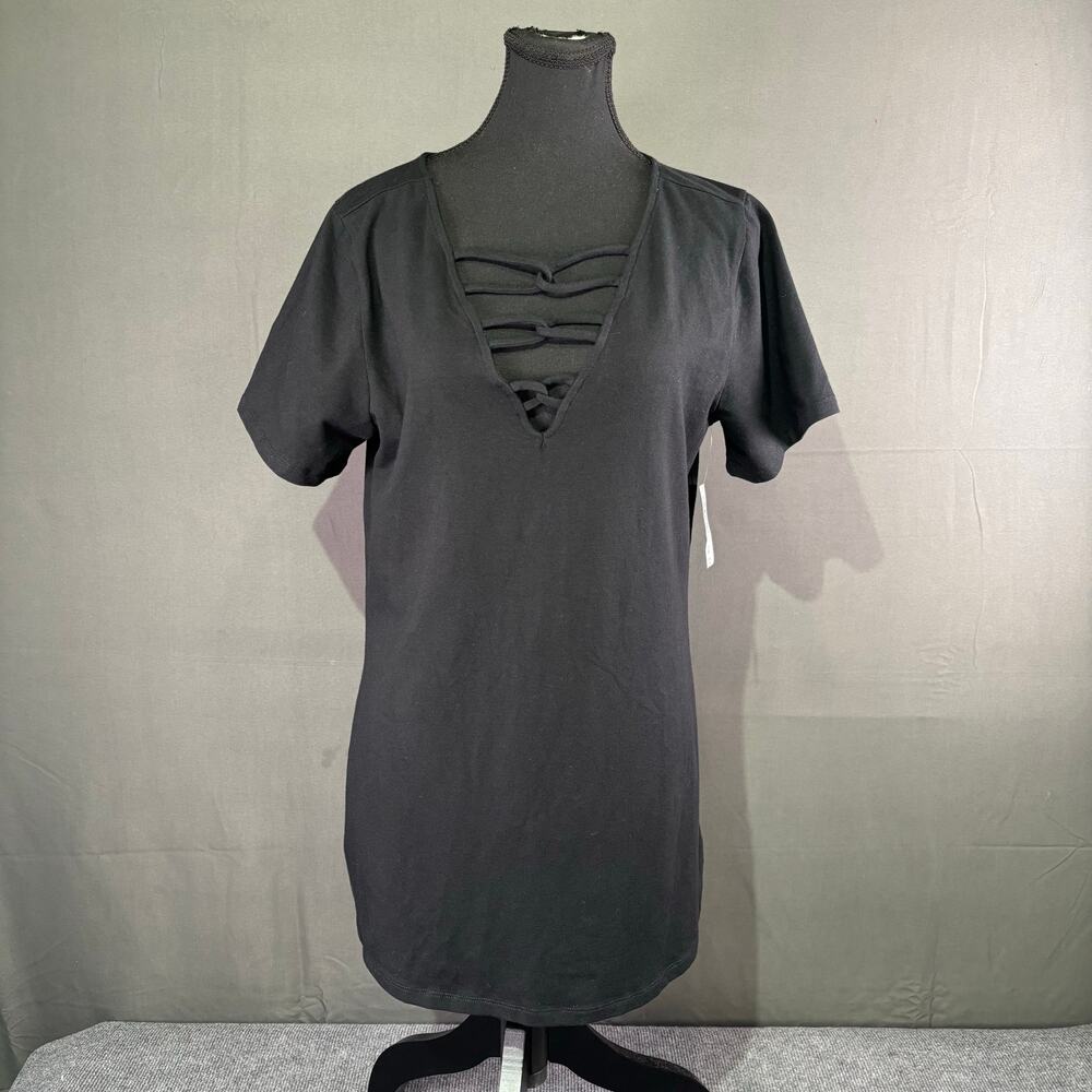 NWT Torrid Top Women 2X Deep V Strappy Classic Capsule Casual Short Sleeve Black